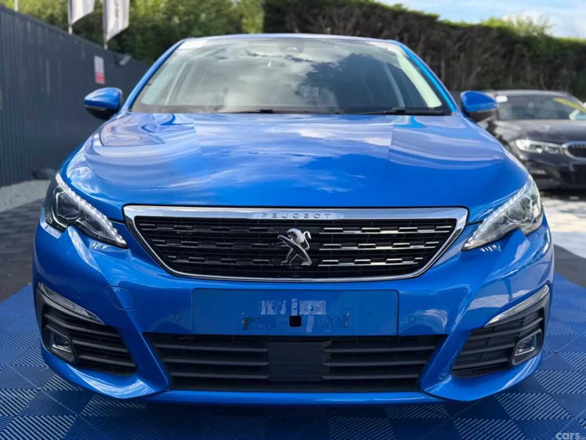 Peugeot 308 Hatchback, Diesel, 2021, Blue