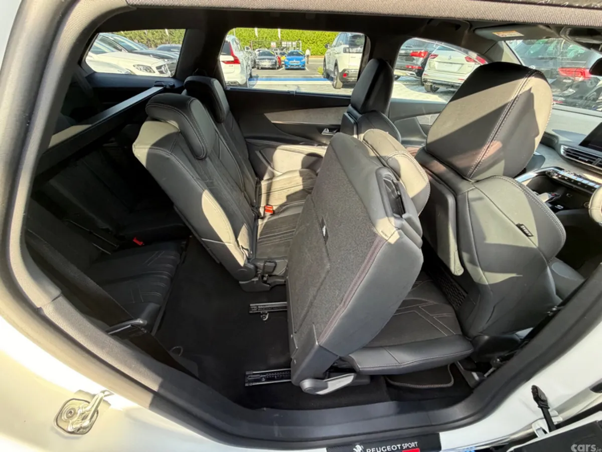 Peugeot 5008 SUV, Diesel, 2021, White