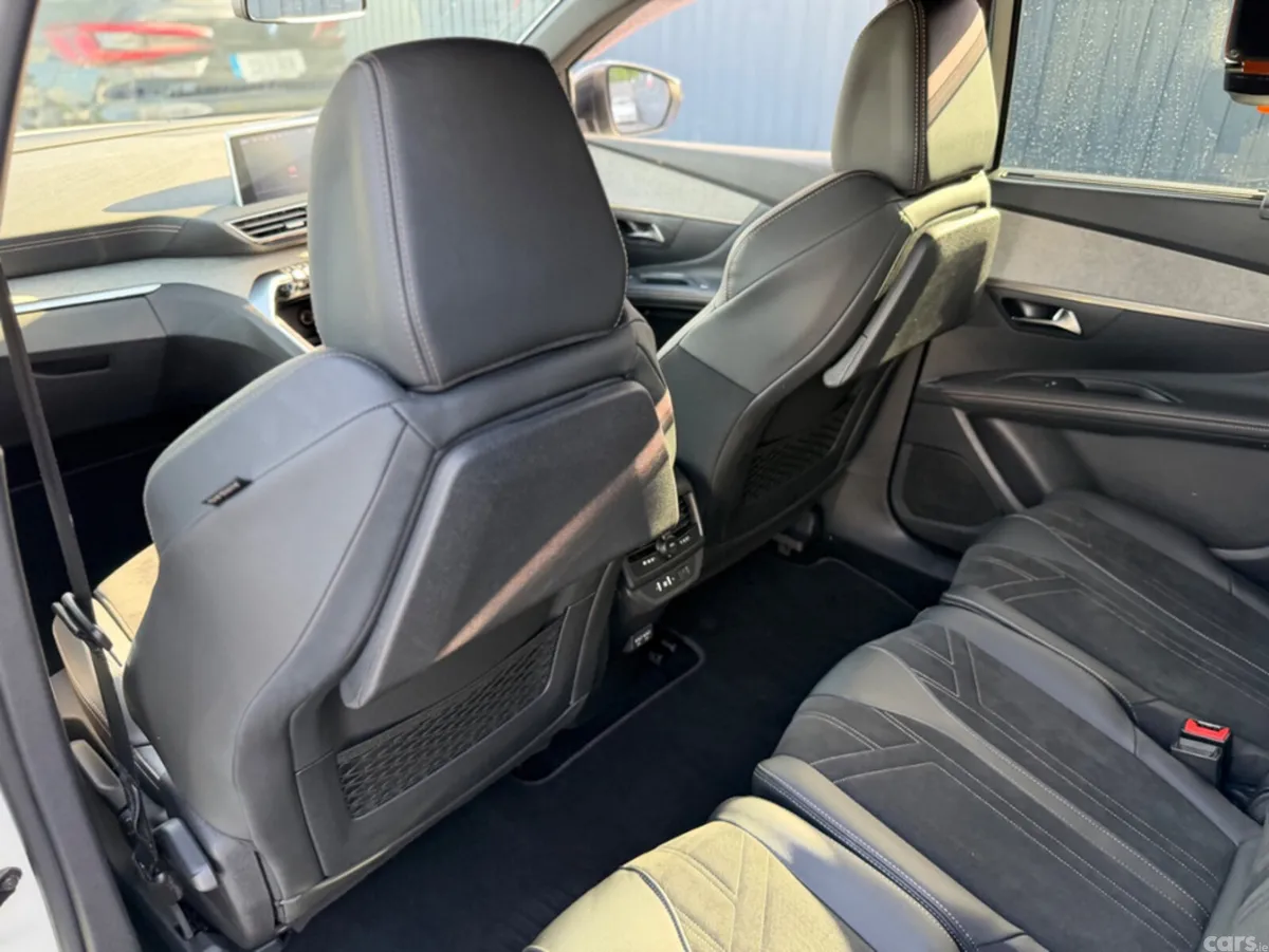 Peugeot 5008 SUV, Diesel, 2021, White