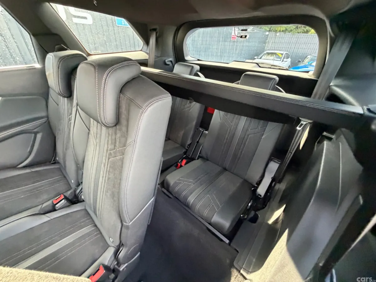 Peugeot 5008 SUV, Diesel, 2021, White