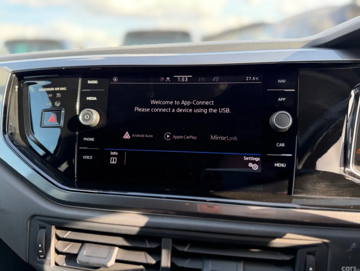 Volkswagen Polo Hatchback, Petrol, 2021, Blue