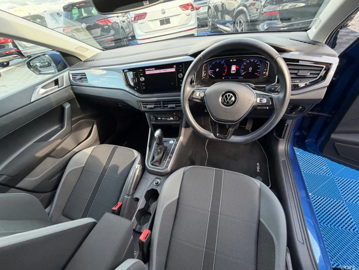 Volkswagen Polo Hatchback, Petrol, 2021, Blue