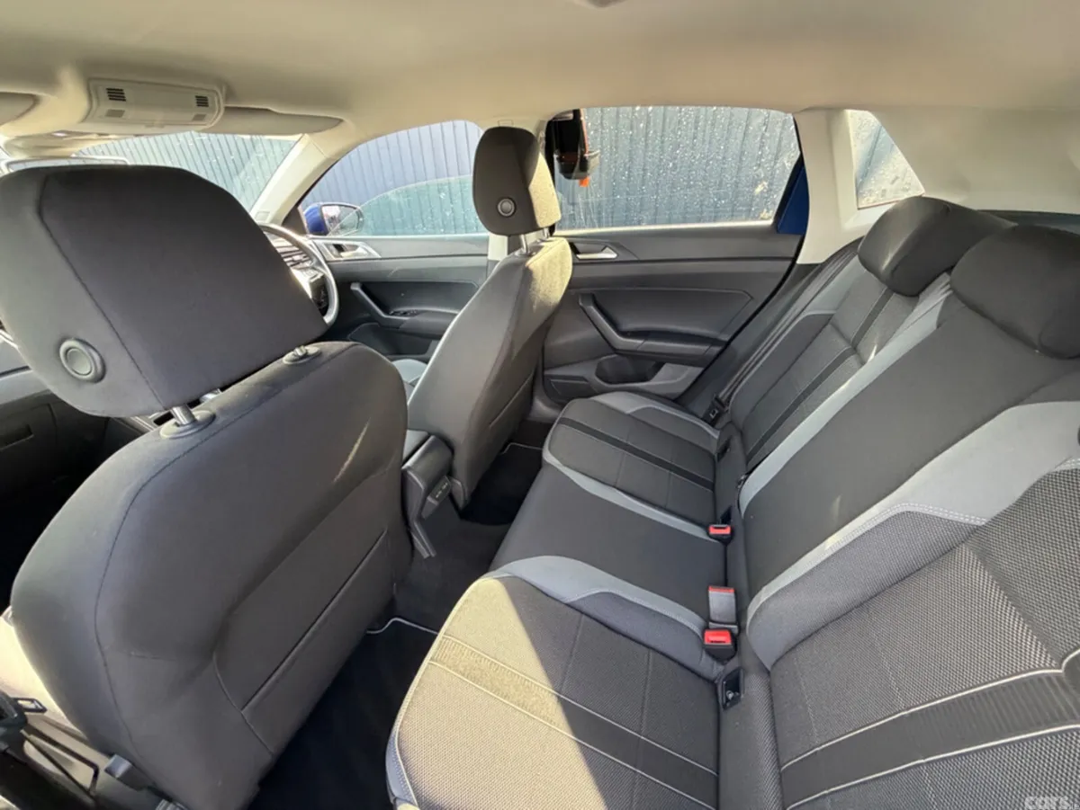 Volkswagen Polo Hatchback, Petrol, 2021, Blue