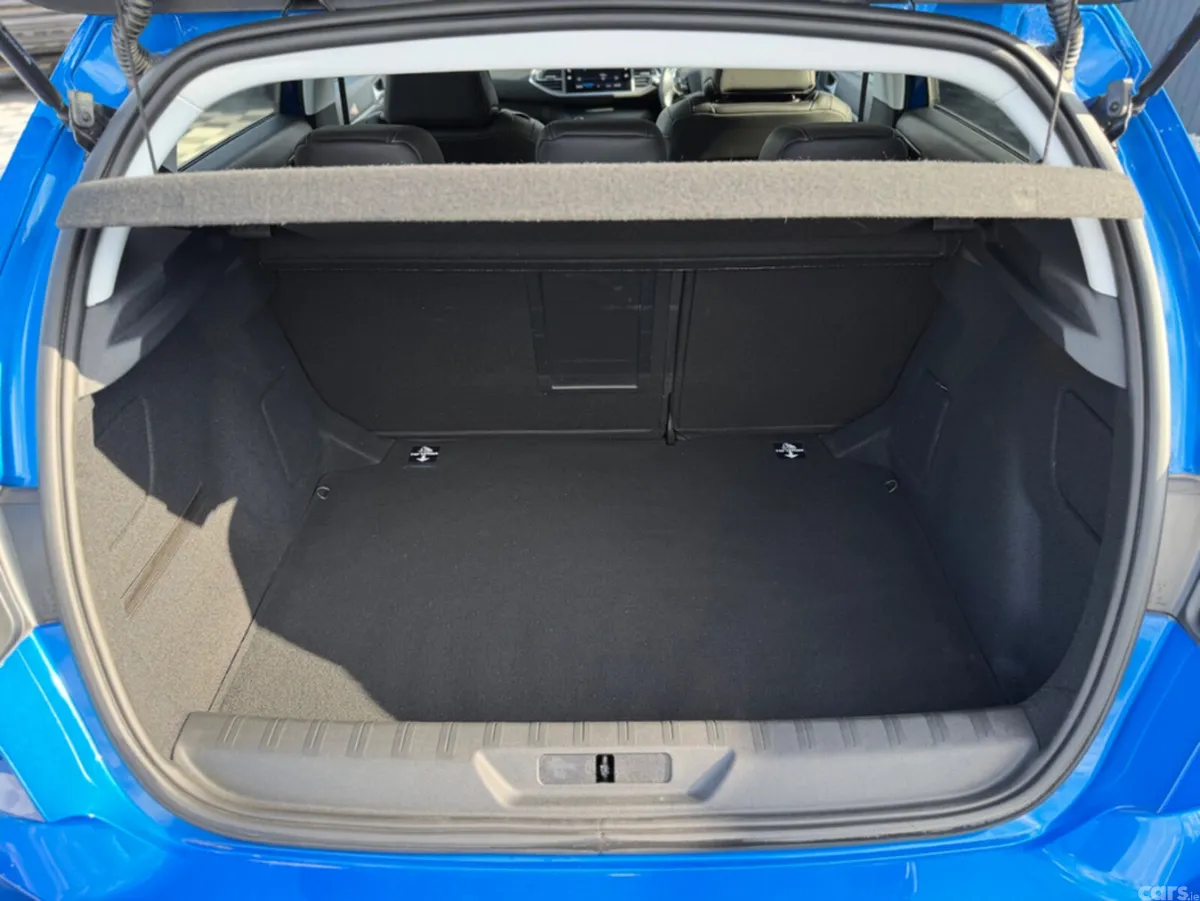 Peugeot 308 Hatchback, Diesel, 2021, Blue