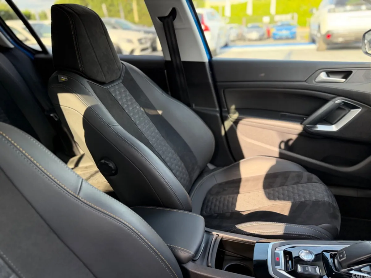Peugeot 308 Hatchback, Diesel, 2021, Blue