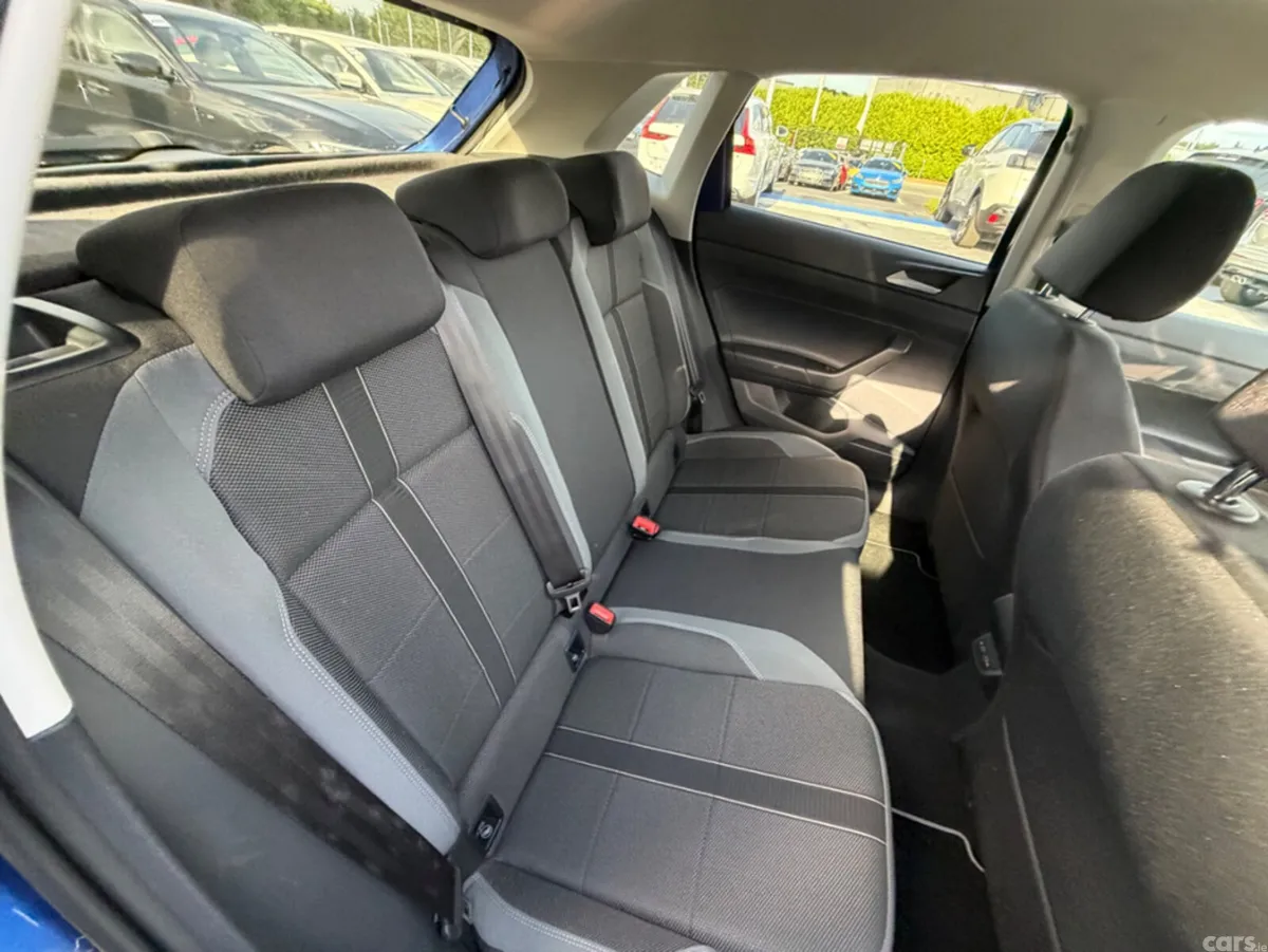 Volkswagen Polo Hatchback, Petrol, 2021, Blue