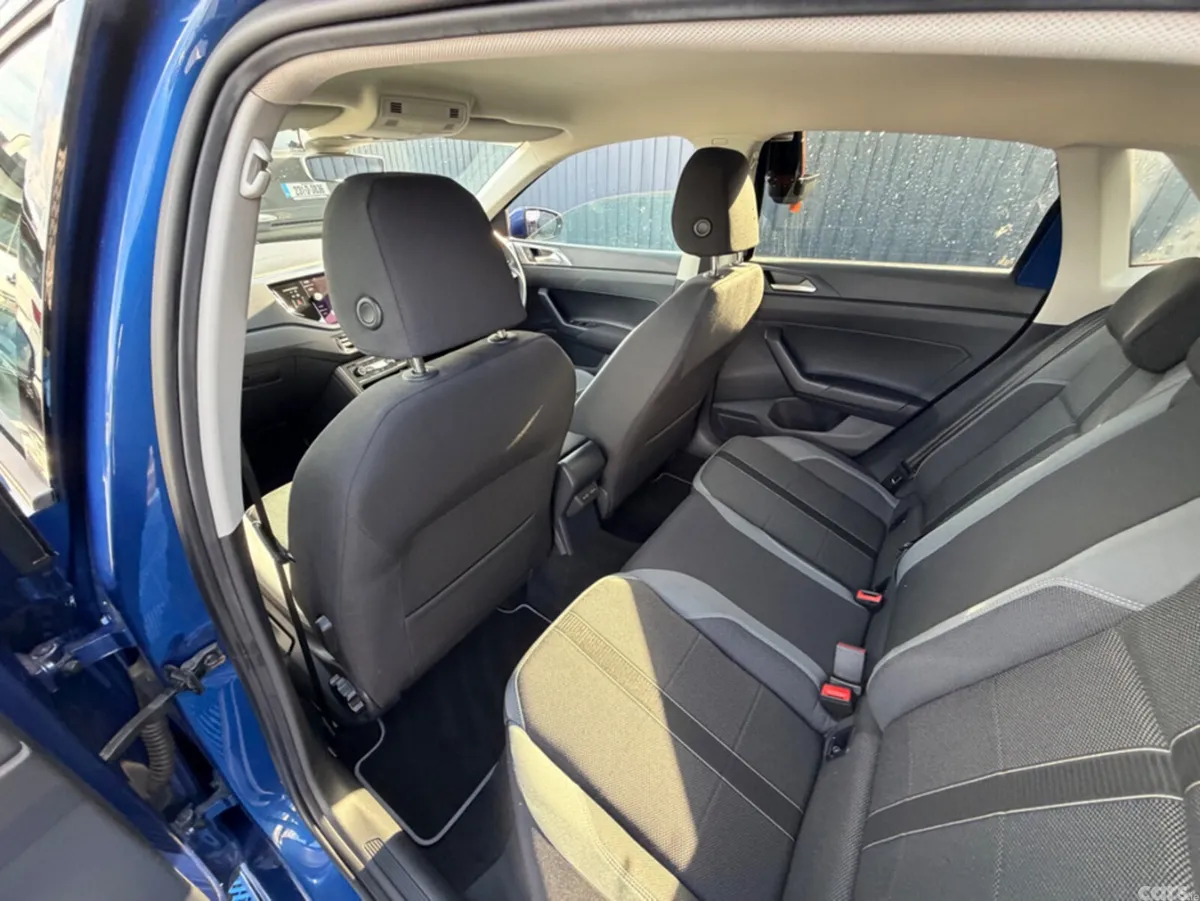 Volkswagen Polo Hatchback, Petrol, 2021, Blue