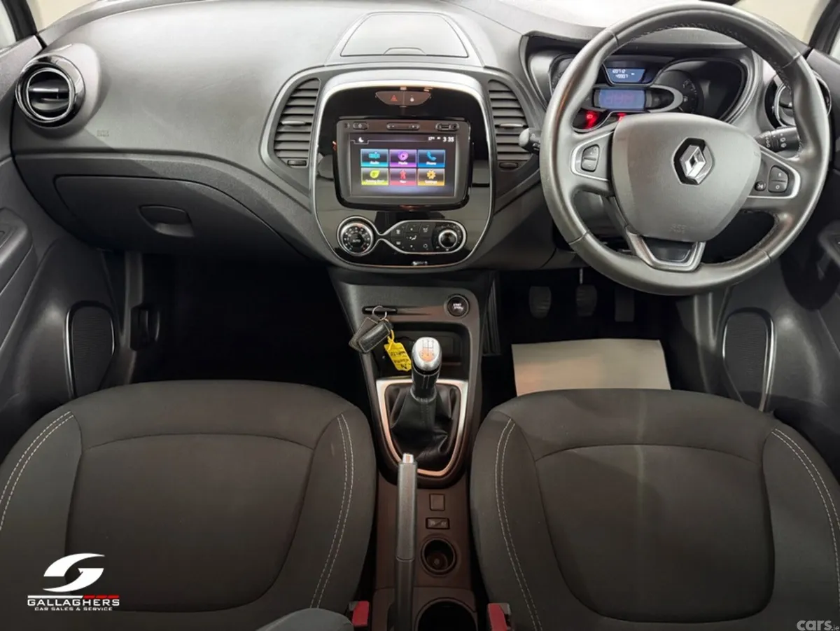 Renault Captur Hatchback, Diesel, 2019, White