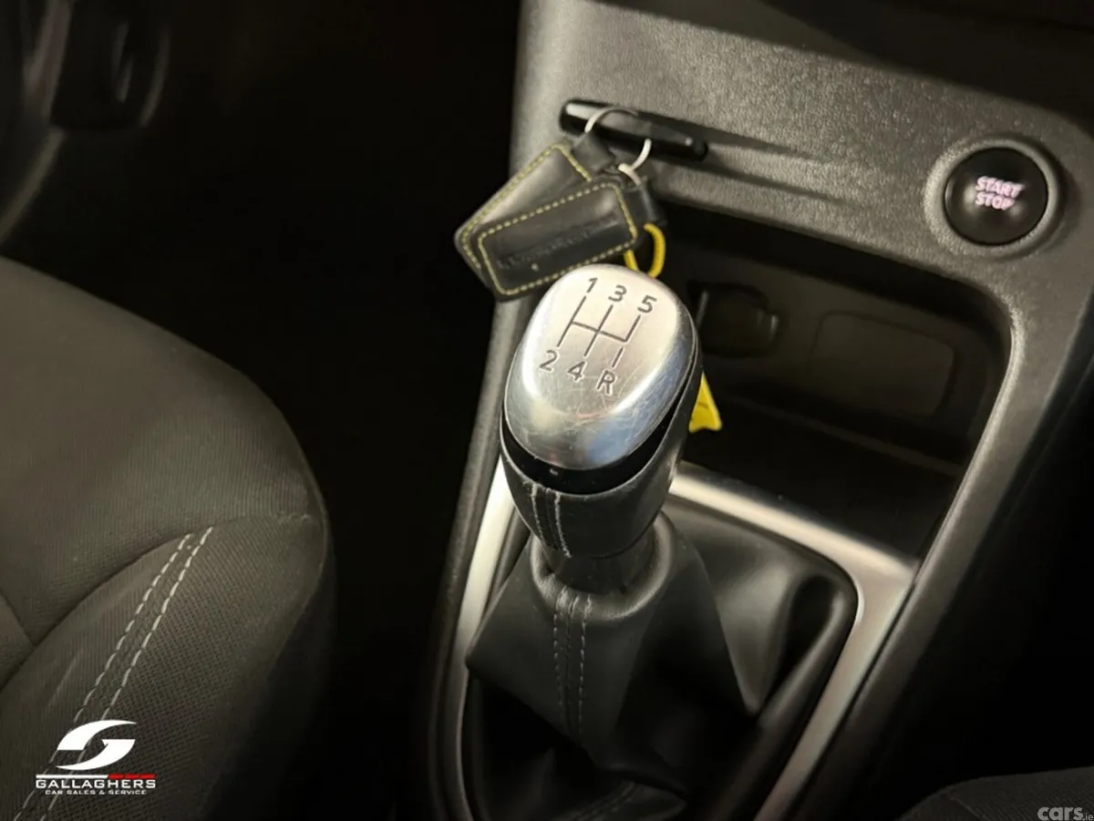 Renault Captur Hatchback, Diesel, 2019, White