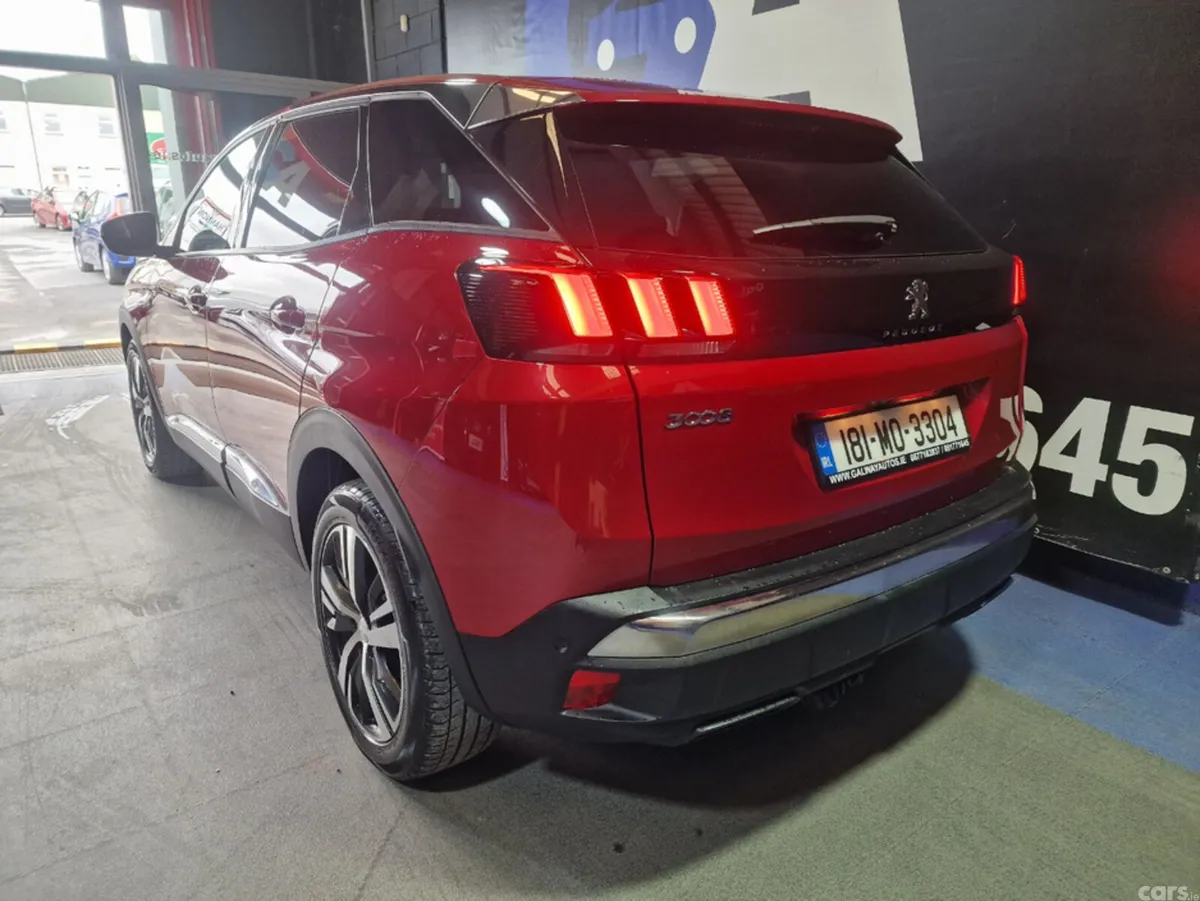 Peugeot 3008 Hatchback, Diesel, 2018, Red