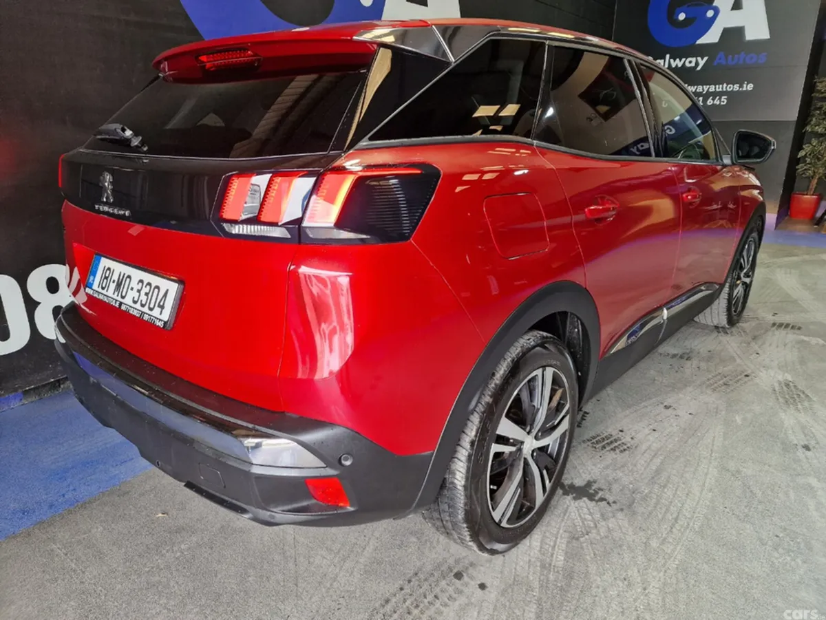 Peugeot 3008 Hatchback, Diesel, 2018, Red