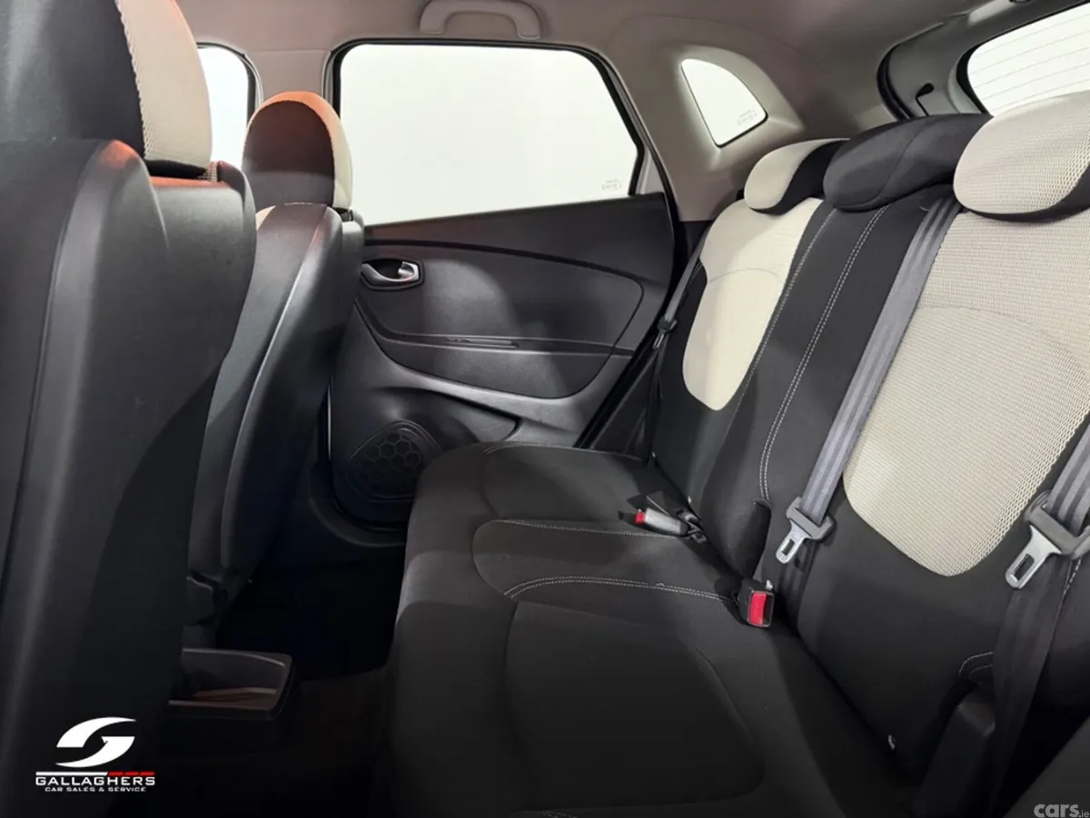 Renault Captur Hatchback, Diesel, 2019, White