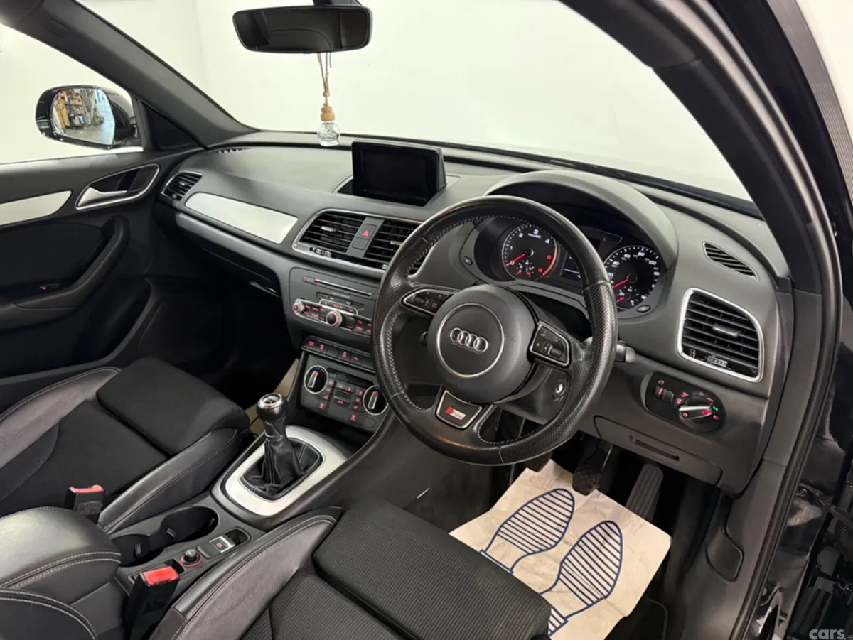 Audi Q3 Estate, Diesel, 2017, Black