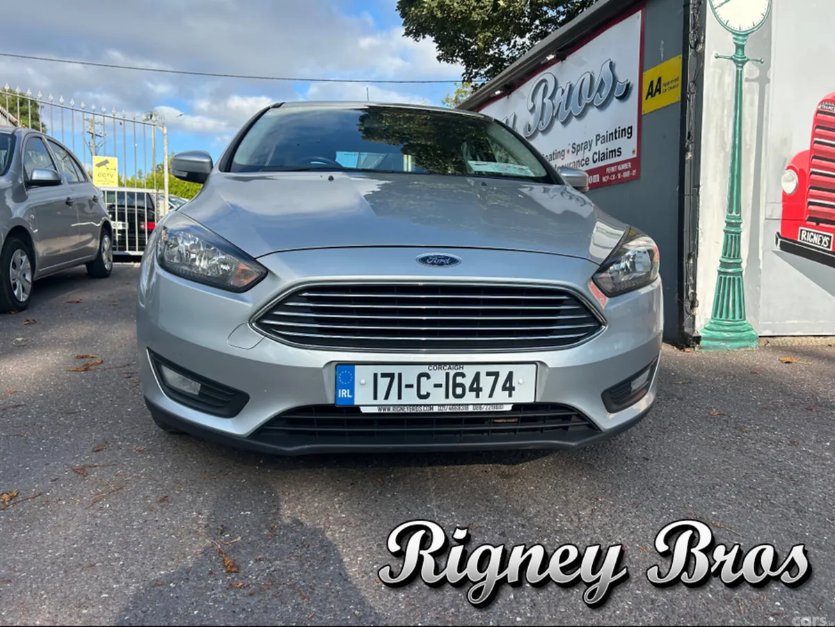 Ford Focus Hatchback, Diesel, 2017, Silver