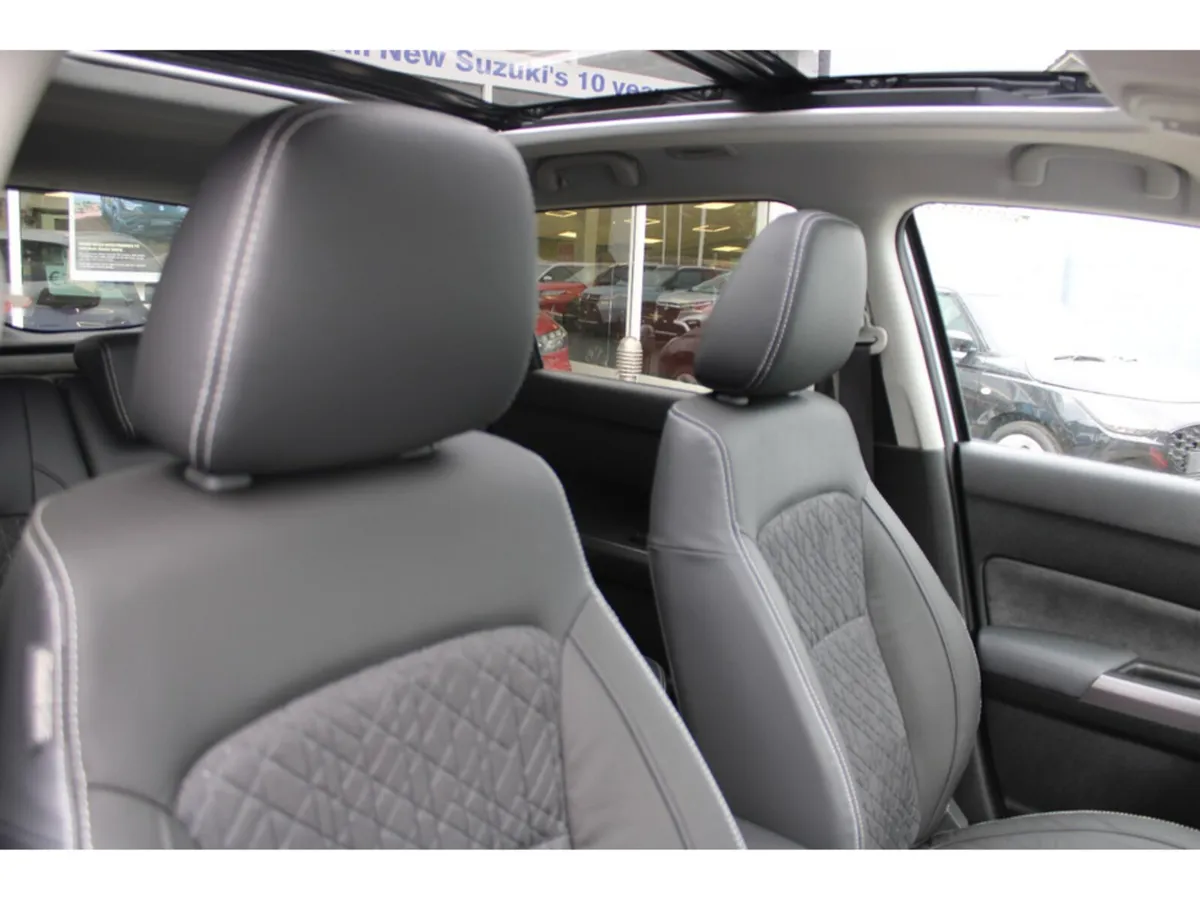 Suzuki Vitara SUV, Petrol Hybrid, 2027, White