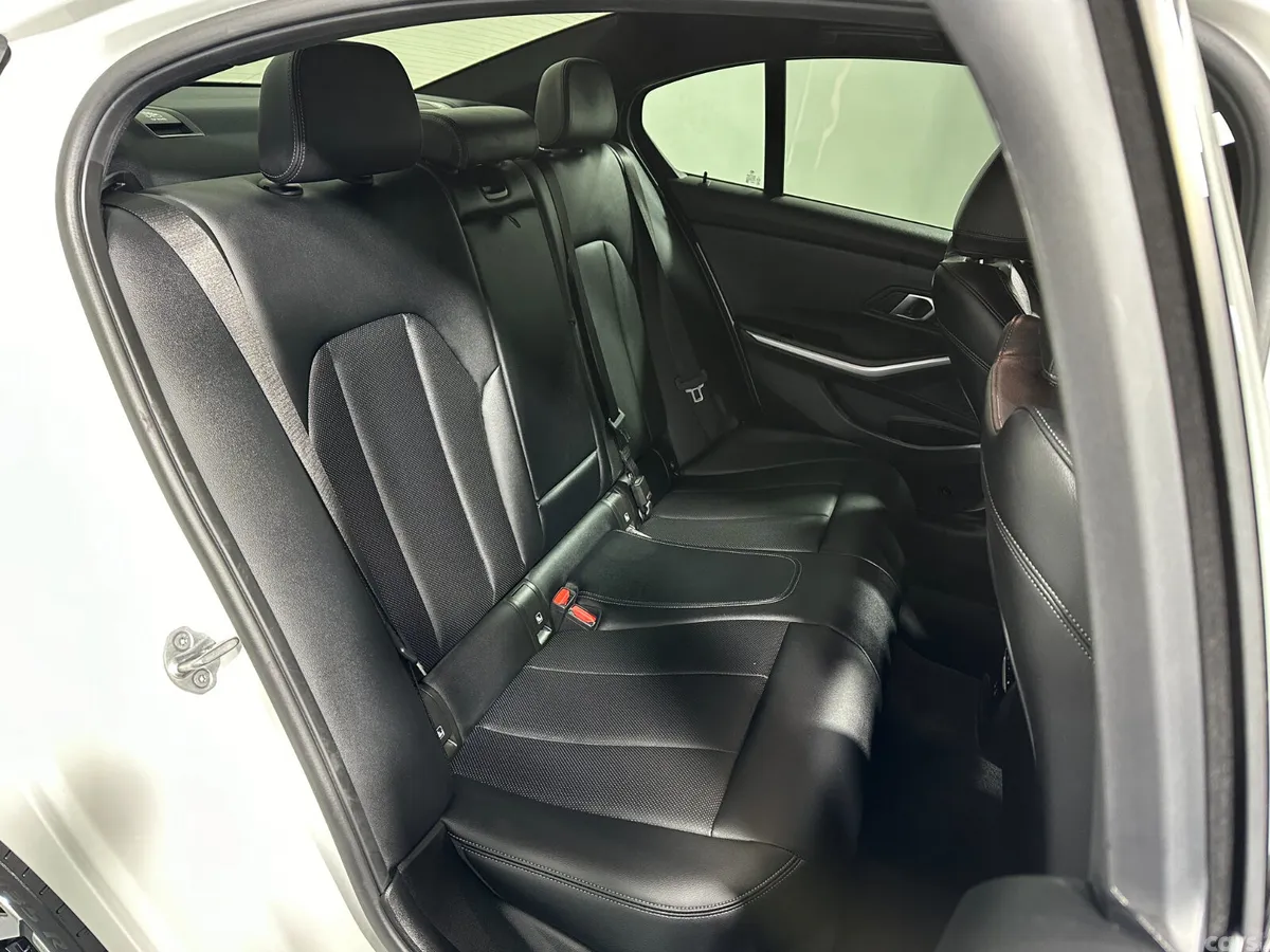 BMW 3-Series Saloon, Petrol Hybrid, 2025, White