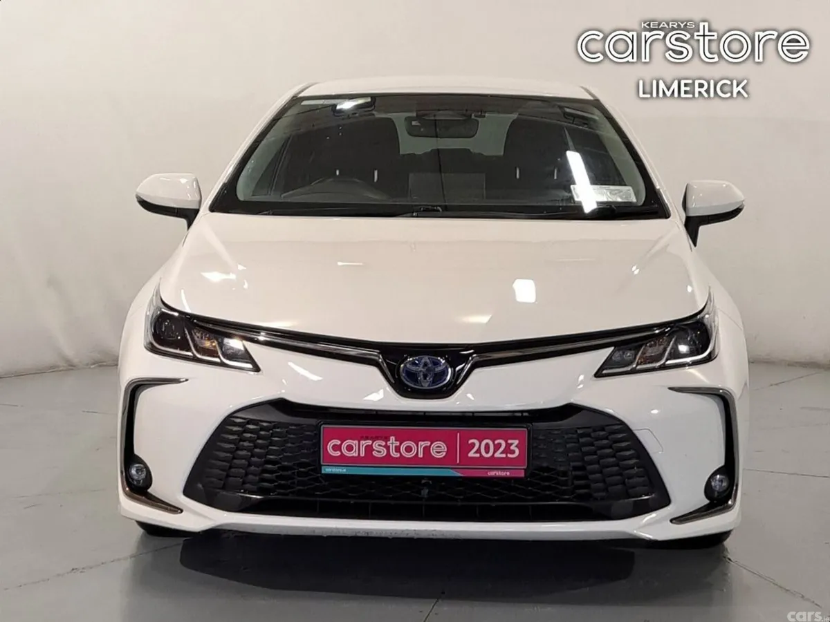 Toyota Corolla Saloon, Petrol Hybrid, 2023, White