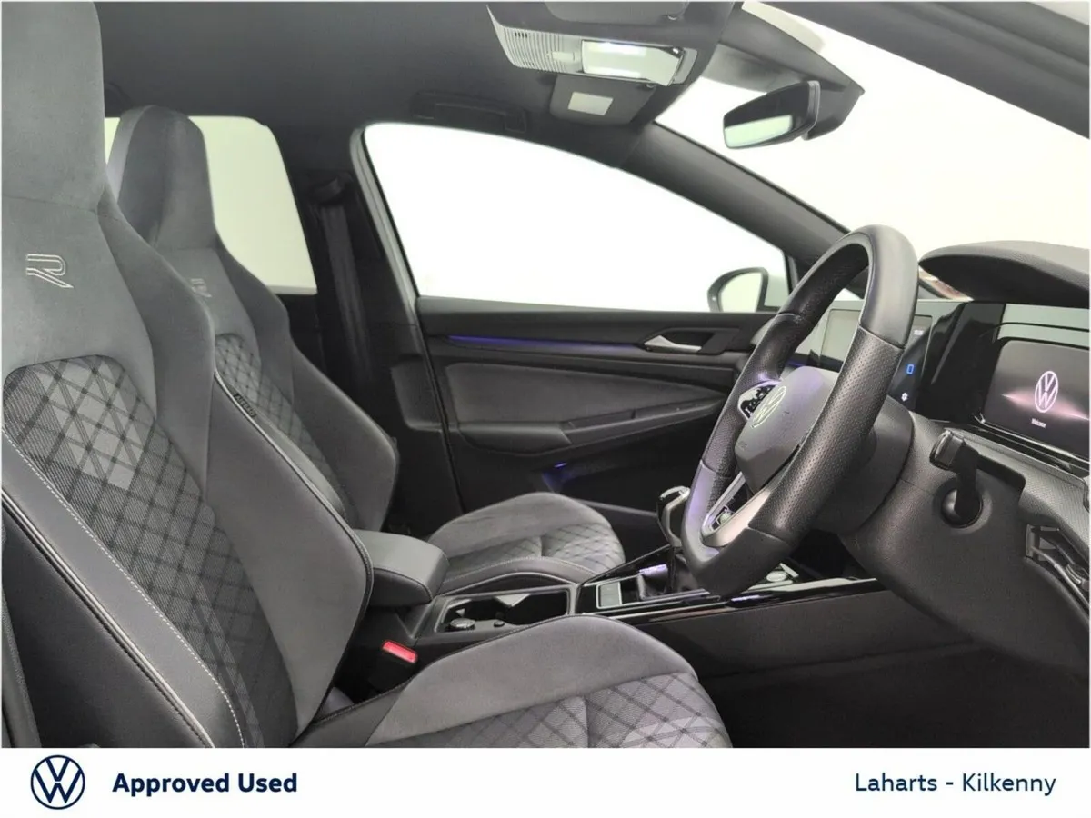 Volkswagen Golf Hatchback, Diesel, 2024, White