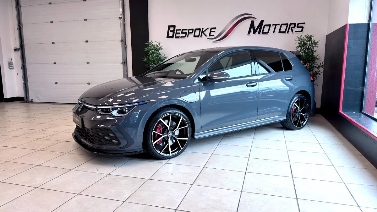 Volkswagen Golf Hatchback, Petrol Hybrid, 2023, Grey