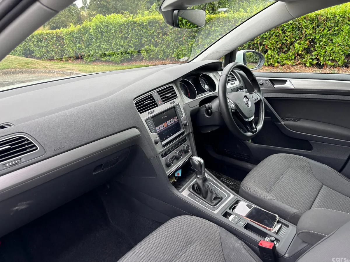 Volkswagen Golf Hatchback, Petrol, 2016, White