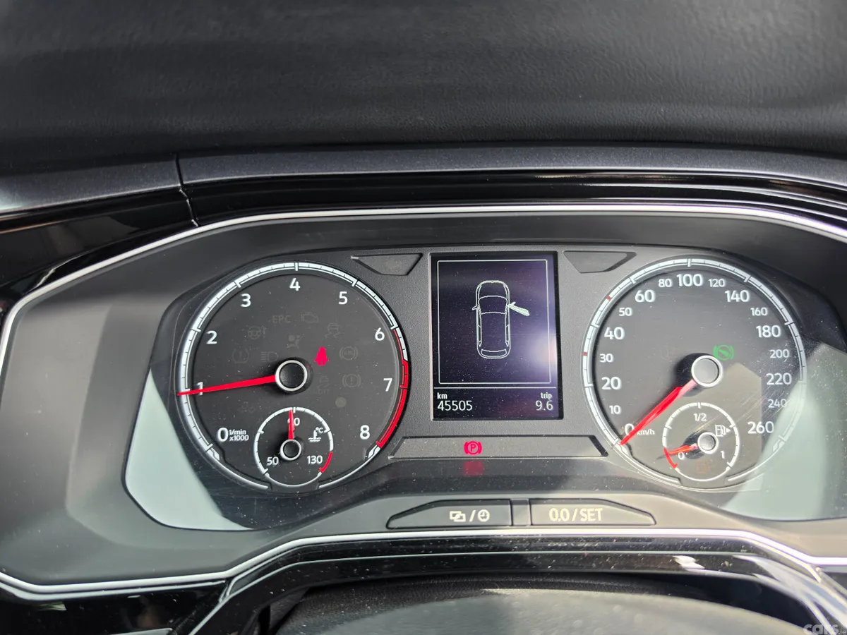 Volkswagen Polo Hatchback, Petrol, 2018, Blue