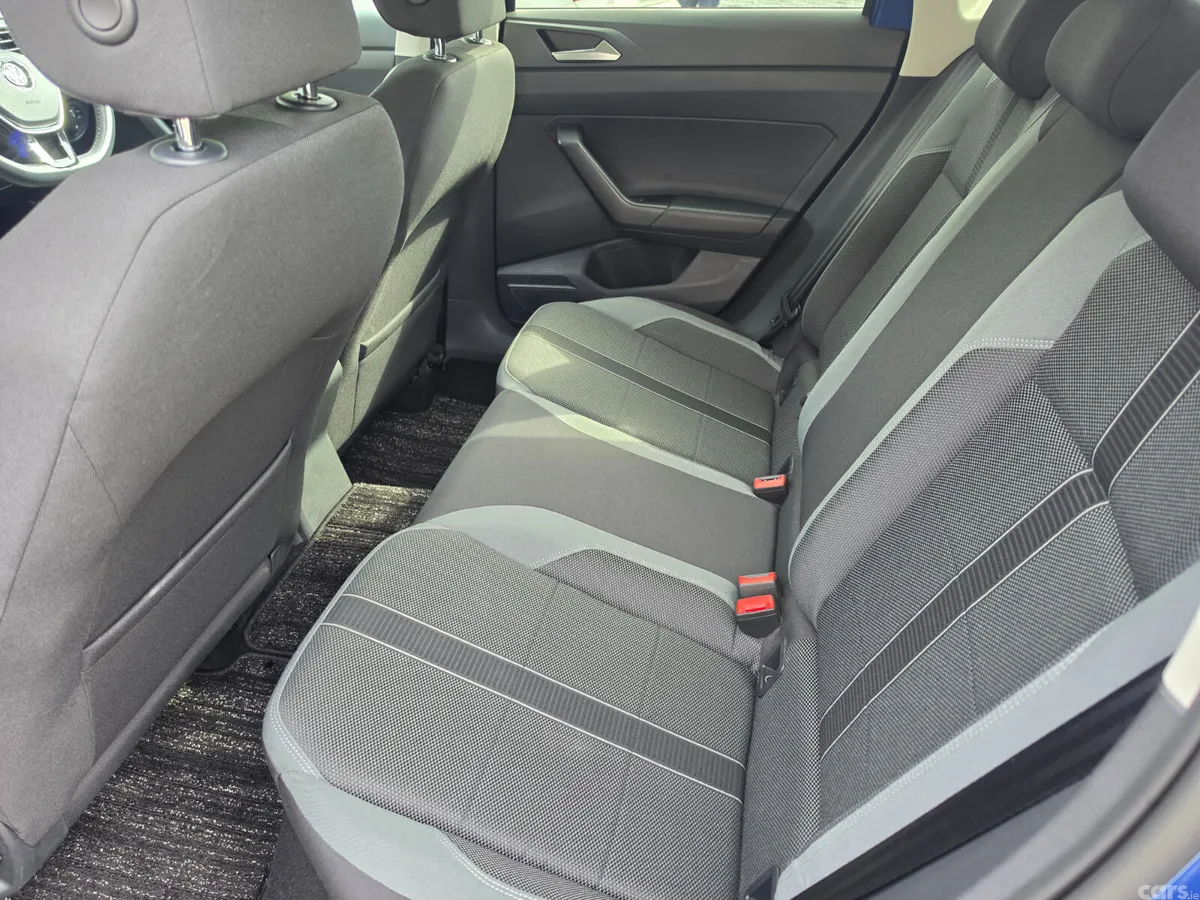 Volkswagen Polo Hatchback, Petrol, 2018, Blue