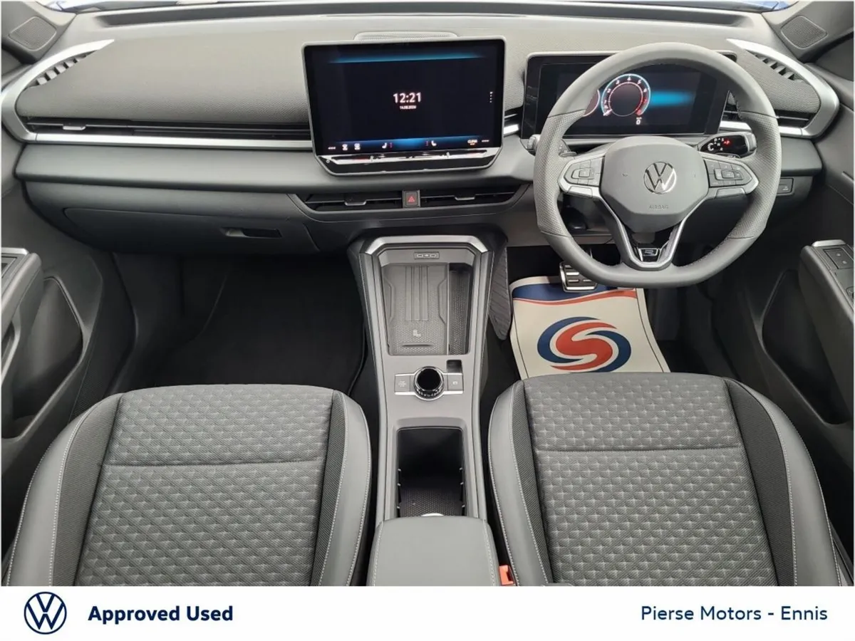 Volkswagen T-Roc SUV, Petrol, 2026, Blue