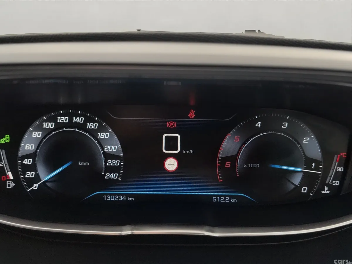 Peugeot 3008 MPV, Diesel, 2019, White