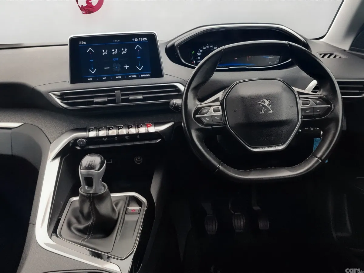 Peugeot 3008 MPV, Diesel, 2019, White