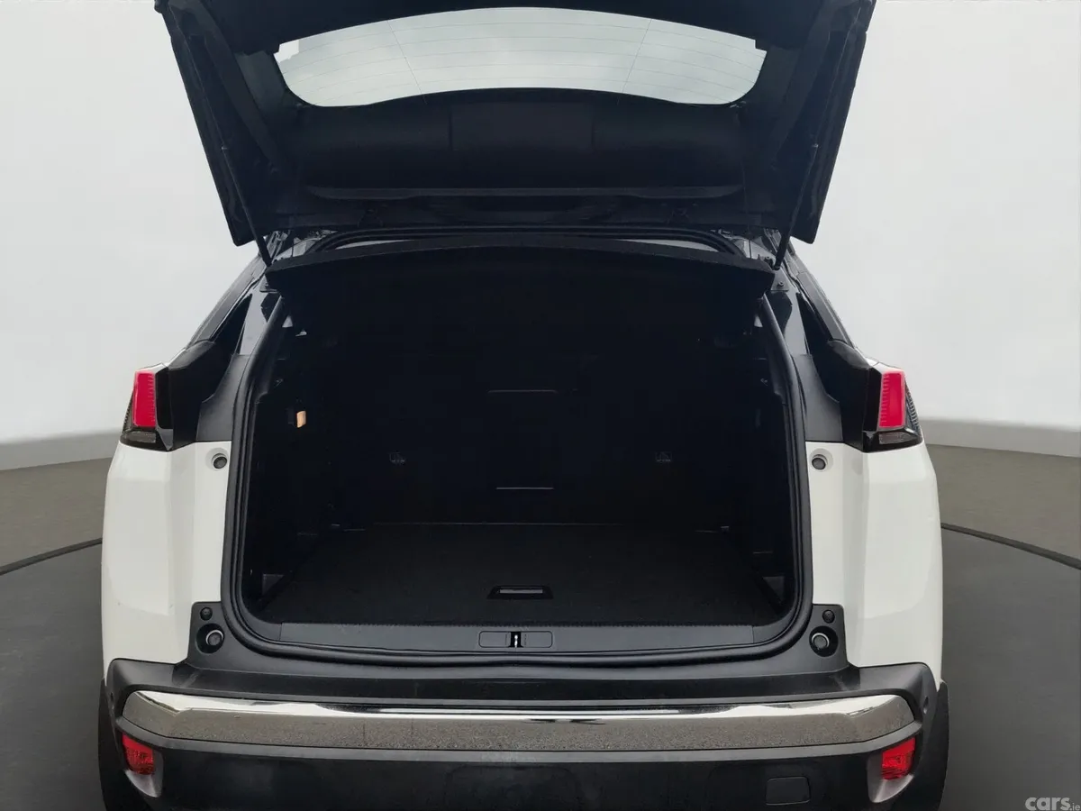 Peugeot 3008 MPV, Diesel, 2019, White