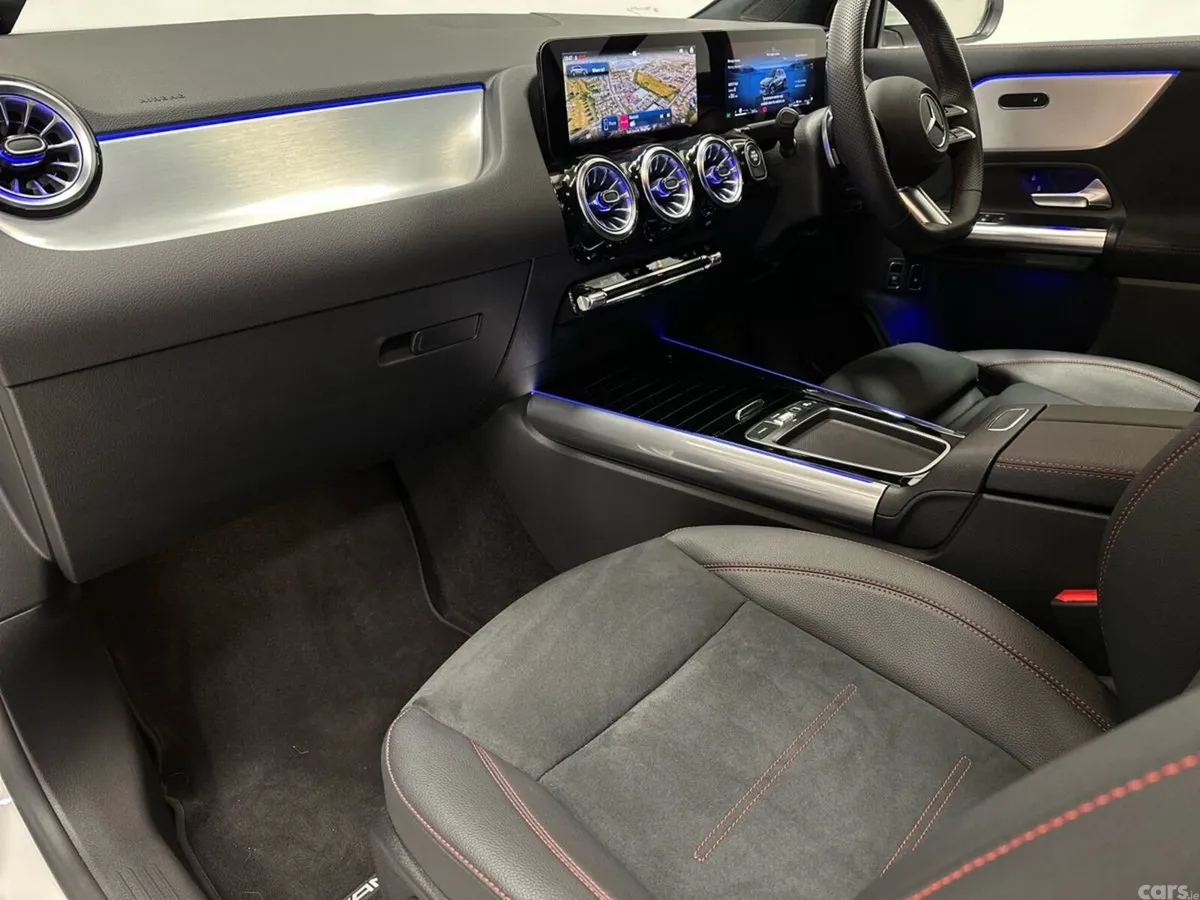 Mercedes-Benz GLA SUV, Petrol Plug-in Hybrid, 2025, White