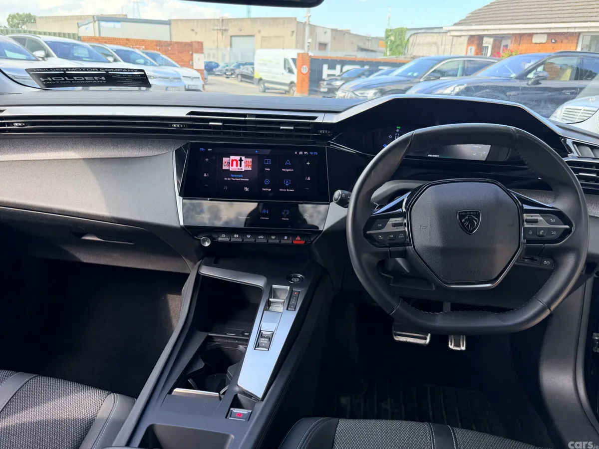 Peugeot 308 Hatchback, Petrol Plug-in Hybrid, 2023, Black