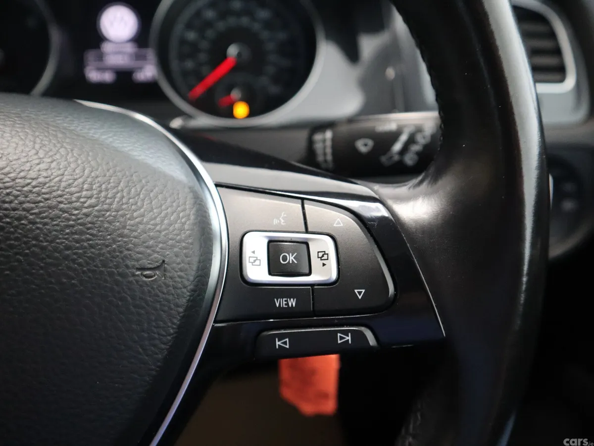 Volkswagen Golf Hatchback, Diesel, 2019, Silver