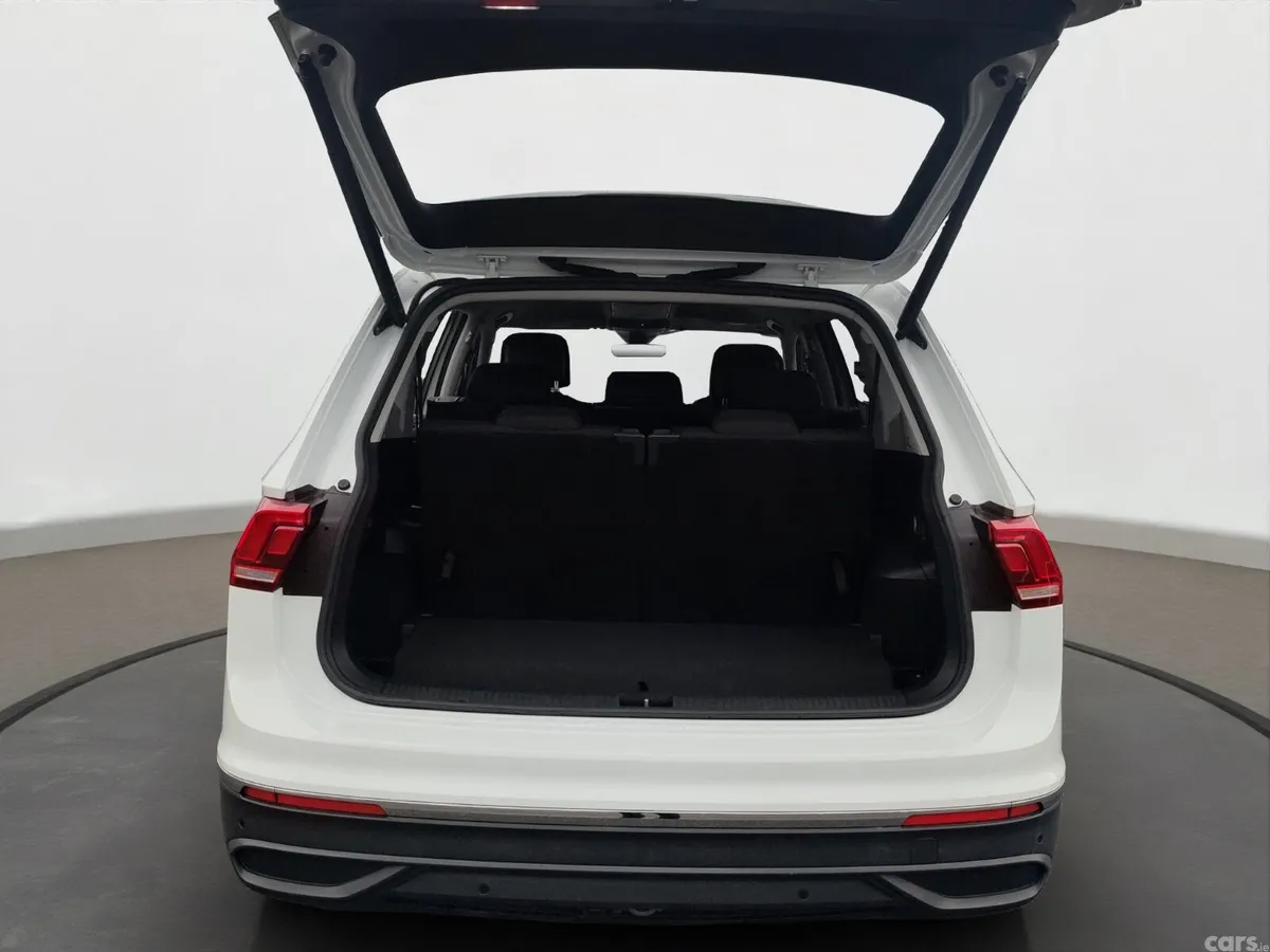 Volkswagen Tiguan Allspace SUV, Diesel, 2022, White