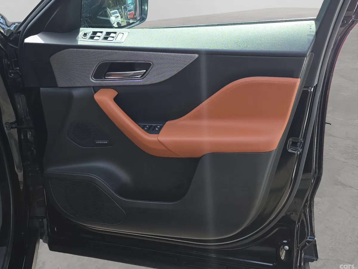 Jaguar F-Pace SUV, Petrol, 2019, Black