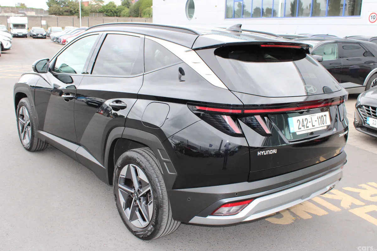 Hyundai Tucson SUV, Diesel, 2024, Black
