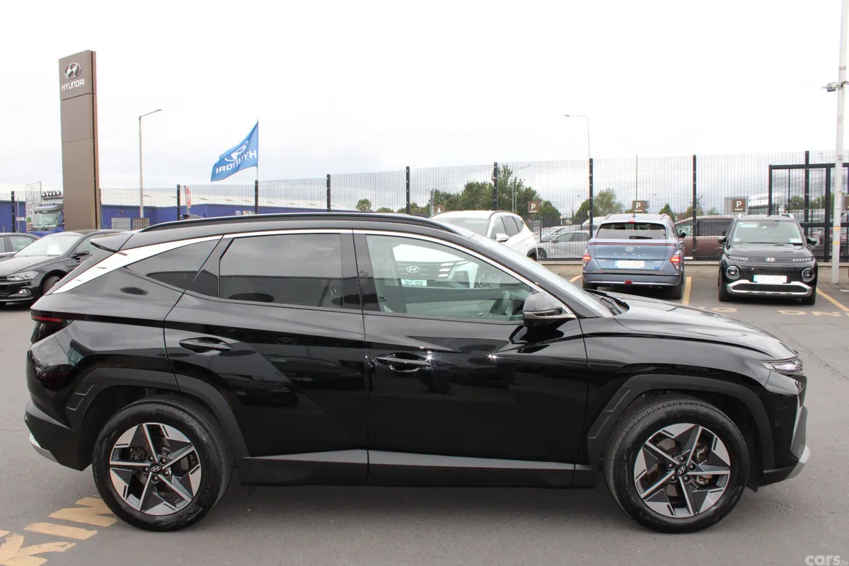 Hyundai Tucson SUV, Diesel, 2024, Black
