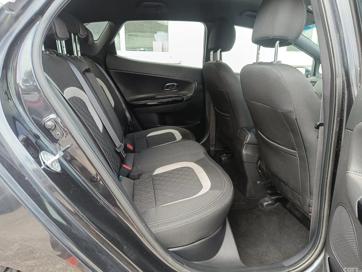 Kia Ceed Hatchback, Diesel, 2018, Black
