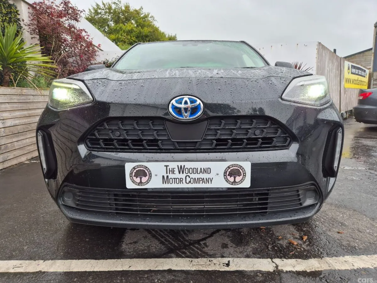 Toyota Yaris Cross SUV, Petrol Hybrid, 2021, Black