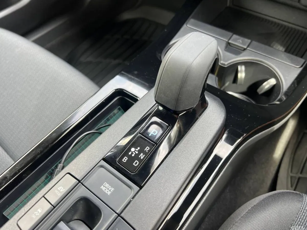 Toyota Prius Saloon, Petrol Hybrid, 2024, Grey