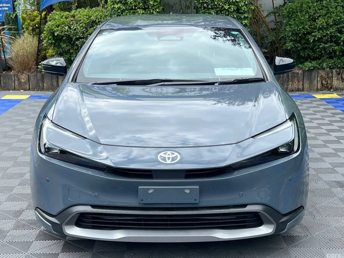 Toyota Prius Saloon, Petrol Hybrid, 2024, Grey