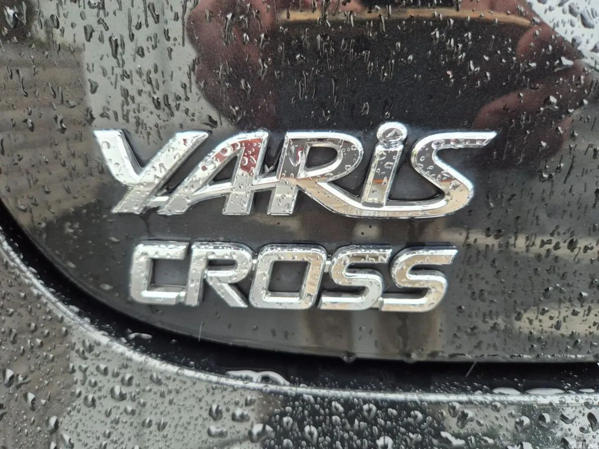 Toyota Yaris Cross SUV, Petrol Hybrid, 2021, Black