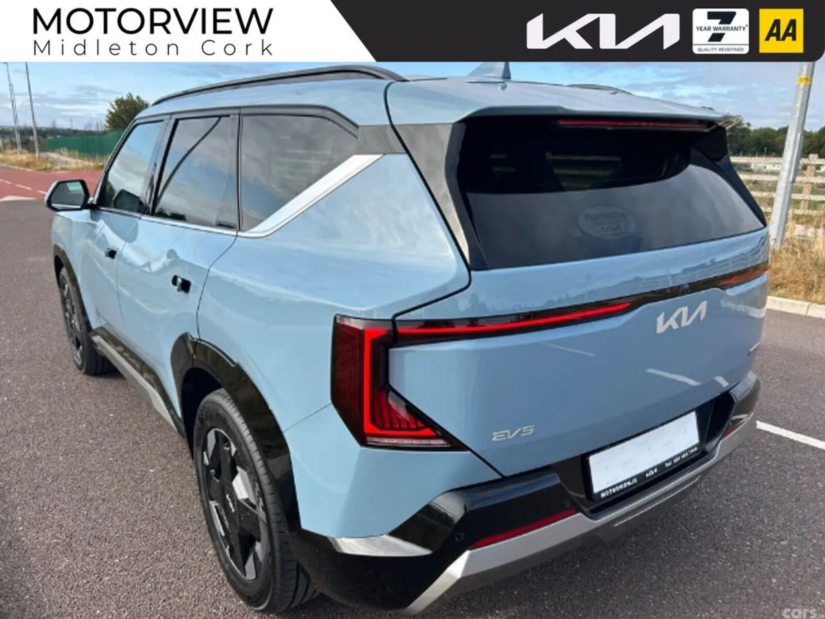 Kia EV5 SUV, Electric, 2027, Blue