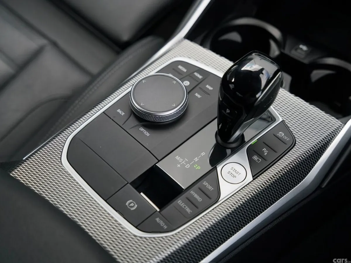 BMW 3-Series Saloon, Petrol Plug-in Hybrid, 2022, Black