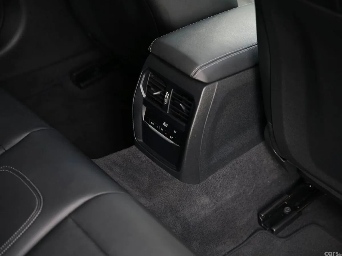 BMW 3-Series Saloon, Petrol Plug-in Hybrid, 2022, Black
