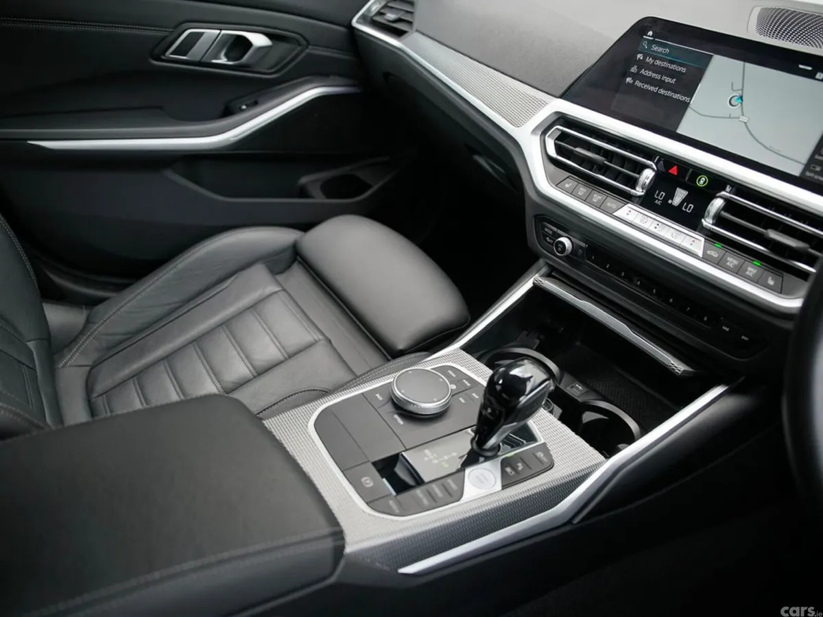 BMW 3-Series Saloon, Petrol Plug-in Hybrid, 2022, Black