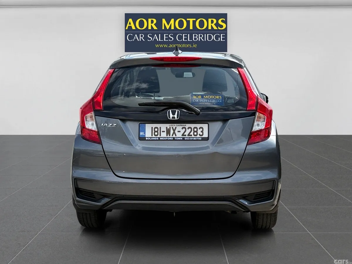 Honda Jazz Hatchback, Petrol, 2018, Grey