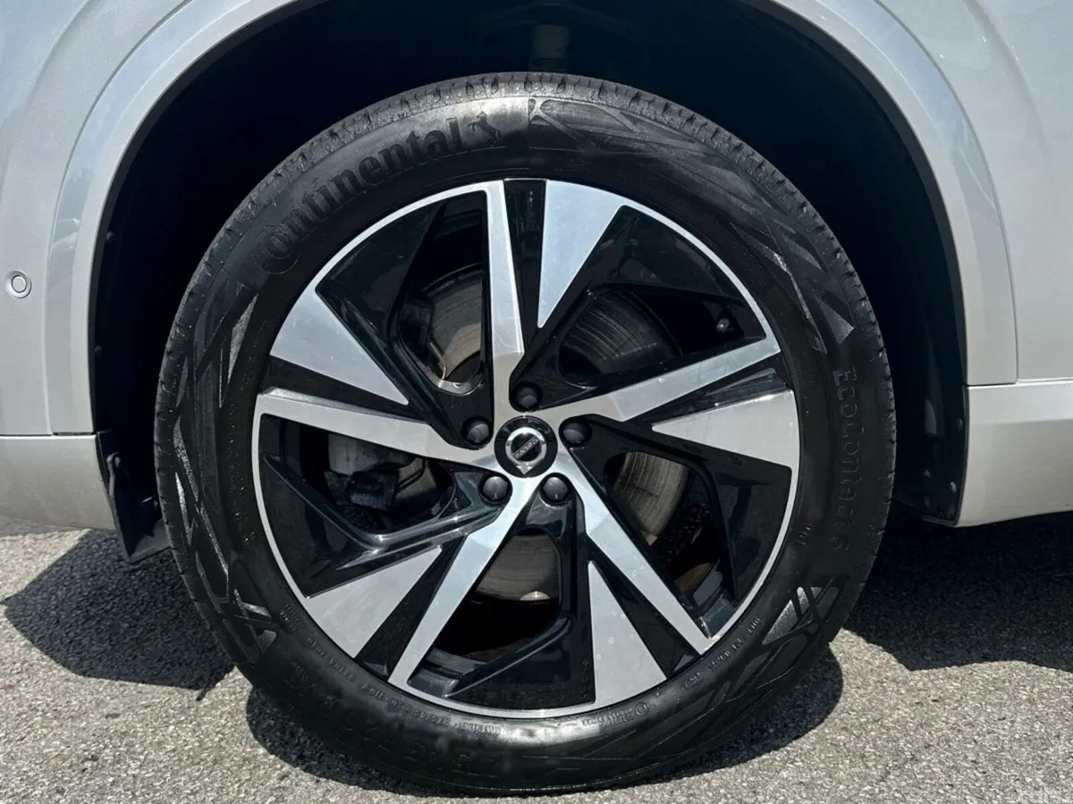Volvo XC90 SUV, Petrol Plug-in Hybrid, 2020, Silver