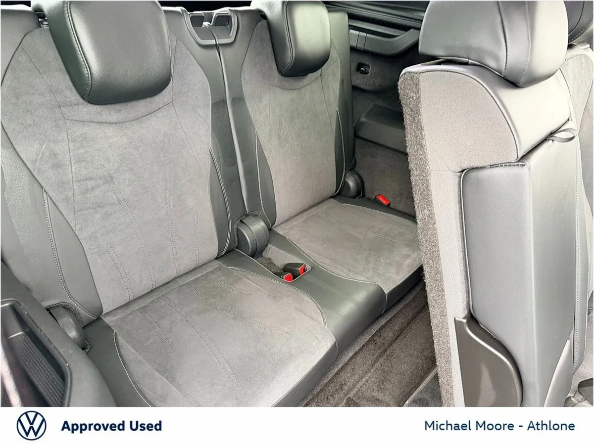 Volkswagen Tayron SUV, Diesel, 2025, Purple