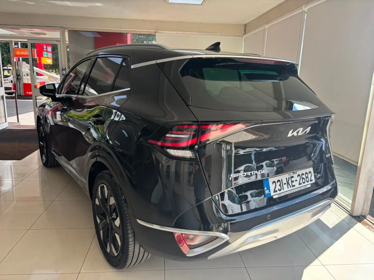 Kia Sportage SUV, Petrol Plug-in Hybrid, 2023, Black